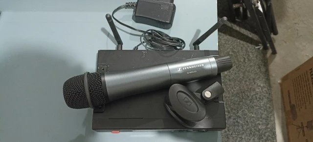 SENNHEISER ΑΣΎΡΜΑΤΟ ΜΙΚΡΌΦΩΝΟ ΧΕΙΡΟΣ