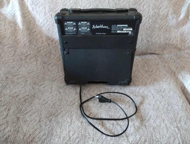 Washburn WA15G Guitar Amp Combo 15 watt