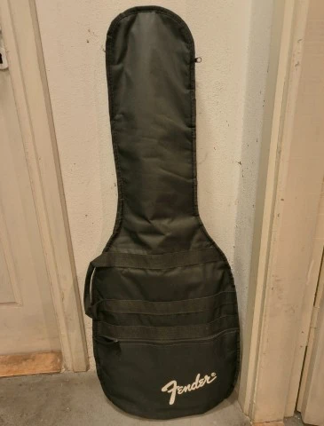 Πωλείται combo FENDER SQUIER PACK SQUIER