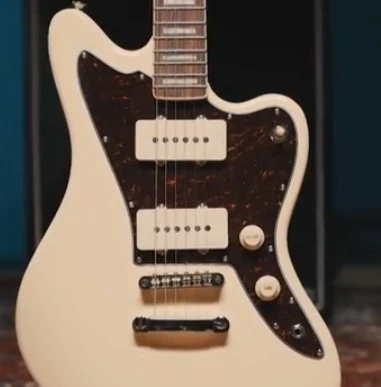 Πωλείται Harley Benton Jazzmaster και CH