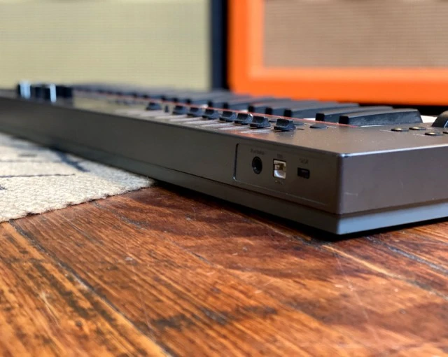 Nektar impact Lx49 