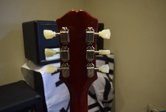Epiphone SG Standard '61 Maestro Vibrola