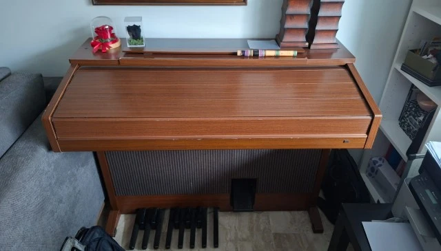 Yamaha ME-200 