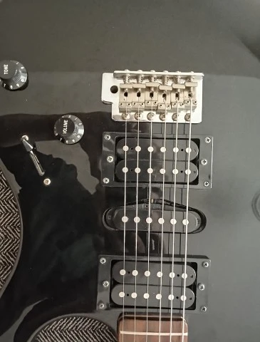 Ηλεκτρική κιθάρα Yamaha Erg121