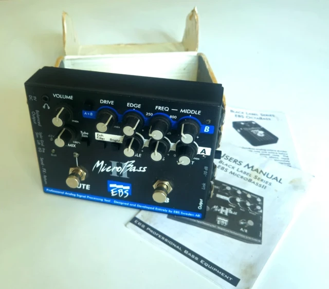 EBS microbass 2 - Bass preamp /D.I.