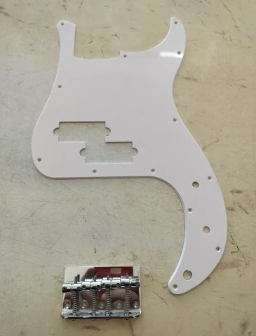 Squier precision bass PARTS (BRIDGE &amp