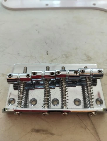 Squier precision bass PARTS (BRIDGE &amp