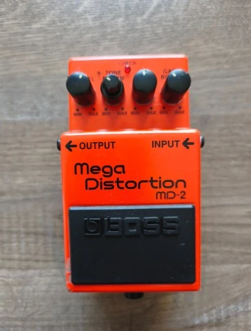 Boss Mega Distortion MD 2 
