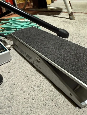  Ernie Ball VP JR Volume Pedal