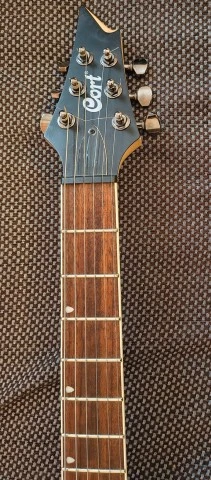 CORT KX300 ELECTRIC GUITAR και Zoom  g7.