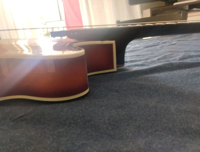 Archtop jazz κιθάρα 