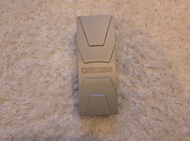 FV 30L - VOLUME PEDAL - BOSS