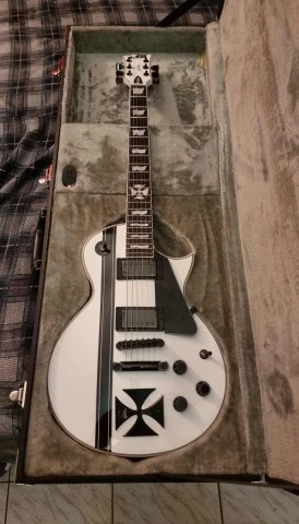 Esp-Ltd Iron Cross 