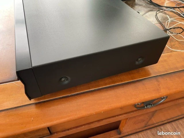 ΔΕΚΤΗΣ YAMAHA TX - 396 L
