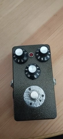 Blue pedals booster 