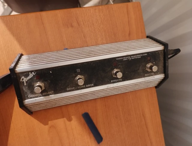 Πωλείται FENDER STAGE 160 DSP