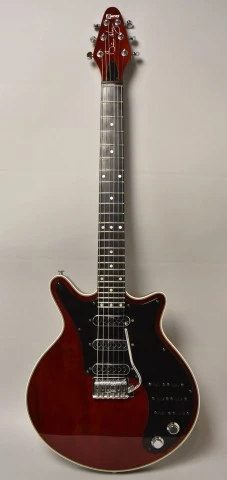 Brian May burns London signature 