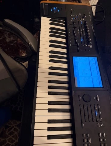 KORG KRONOS 2 