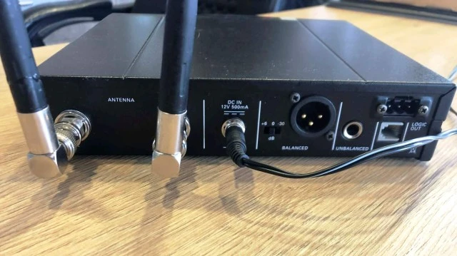 AKG MICROPHONE HT 4000