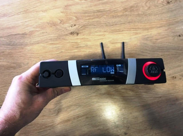 AKG MICROPHONE HT 4000