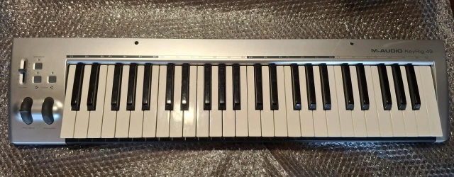 M-Audio KeyRig49  USB Midi Controller