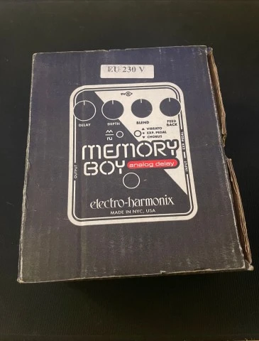 EHX Memory Boy analog delay