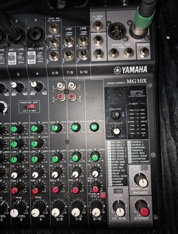 ΜΙΚΤΗΣ YAMAHA MG 10 FX