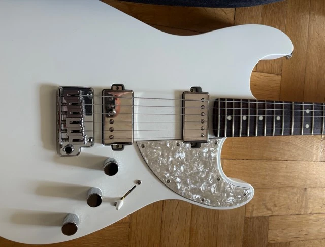 fender stratocaster elemental mij