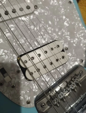 DiMarzio super distortion white f spaced