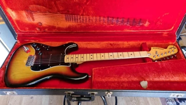 Fender Stratocaster 1977 Sunburst