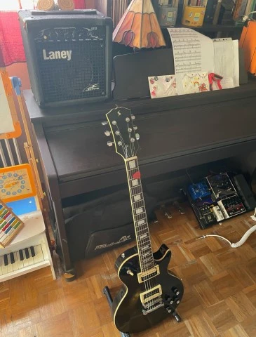 Stagg Les Paul + Laney LX12 (Upgraded) –