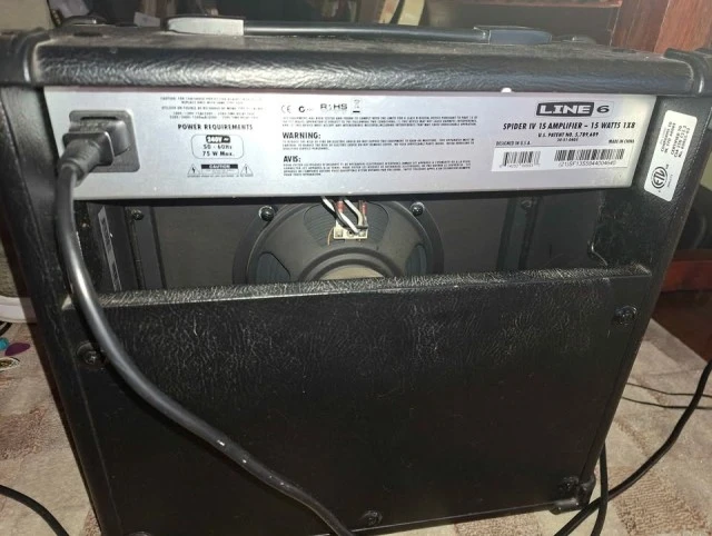 Ενισχυτης κιθαρας Line 6 spider IV 15W