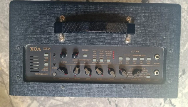 Vox Vt20x Amp+Vox Footswitch pedal
