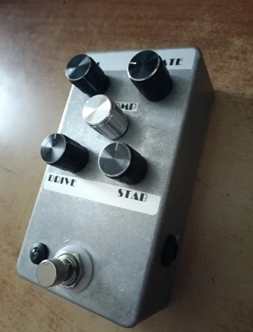 Fuzz factory κόπια 