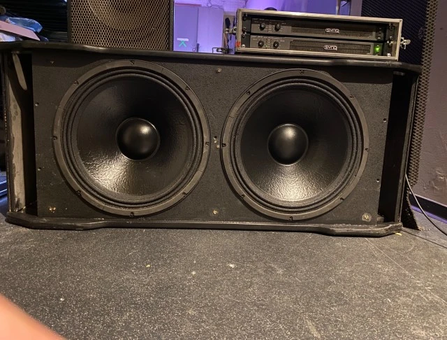HK AUDIO IL218