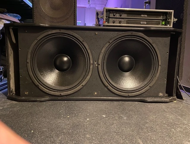 HK AUDIO IL218