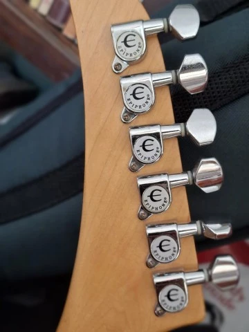 Epiphone Explorer Beast 2001