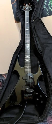 Bc rich Beast NJ Bass