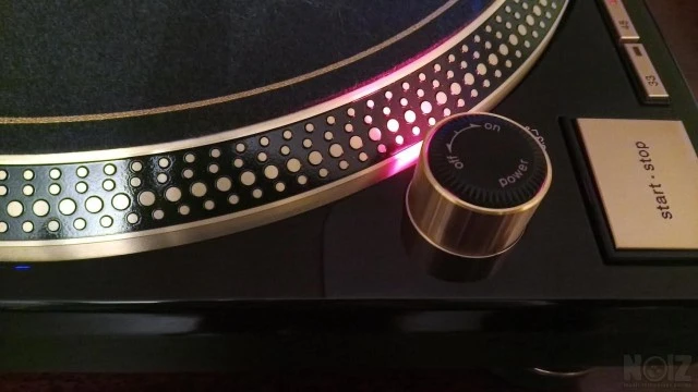 TECHNICS SL-1200 GLD