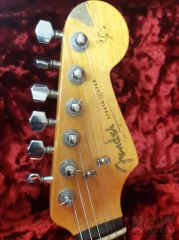 FENDER RORY GALLAGHER RELIC STRAT