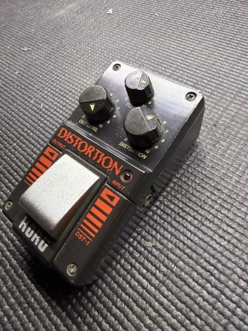 Pedals & FX / Pedals Categories: Distortion; Country of