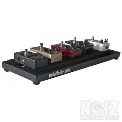 Pedaltrain mini με softcase 70€