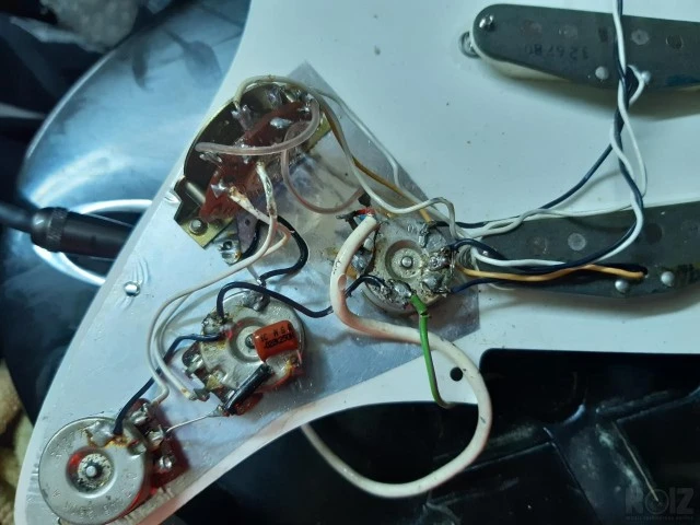 FENDER STRATOCASTER 1979 HARDTAIL