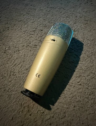 Behringer C-3