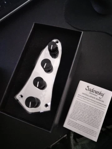 Sadowsky onboard preamp