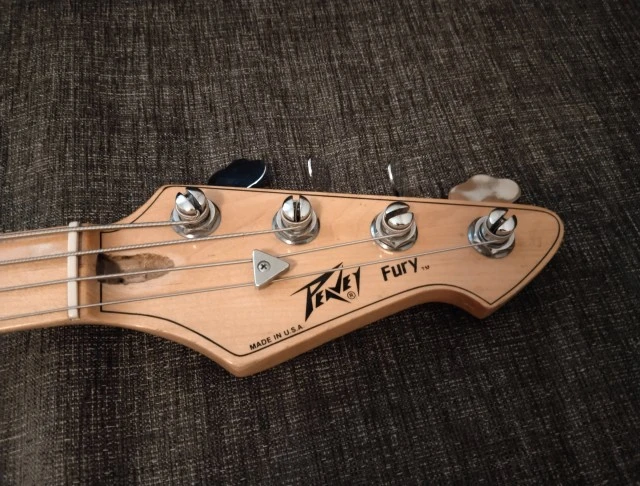 Peavey Fury Bass (1st Gen) Made in USA, 1983