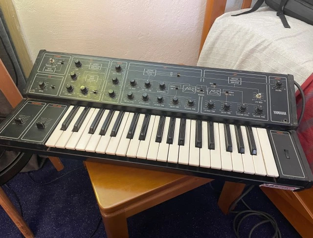 Yamaha CS-10 — Vintage Αναλογικό Συνθεσάιζερ