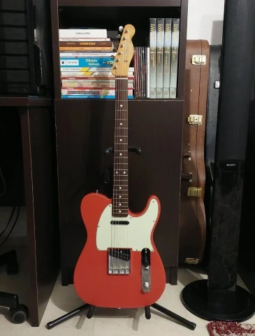 FENDER TELΕCASTER vintera II 60s fiesta red