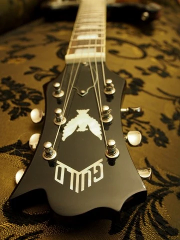 GUILD S-200 T-Bird