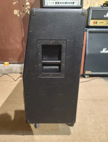1996 Mesa Boogie 4x12 Traditional guitar cabinet